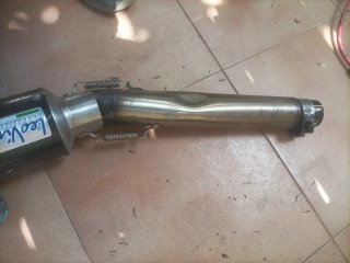 Tubo de escape LeoVince homologado