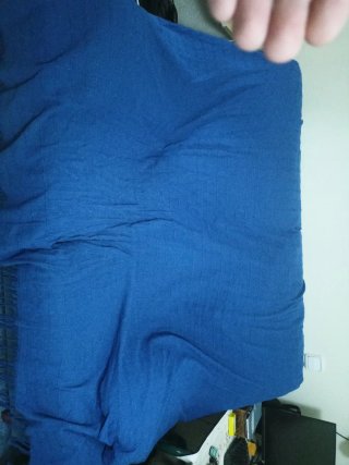 Sofá de tela azul