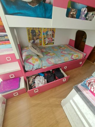 Dormitorio infantil litera con cajones