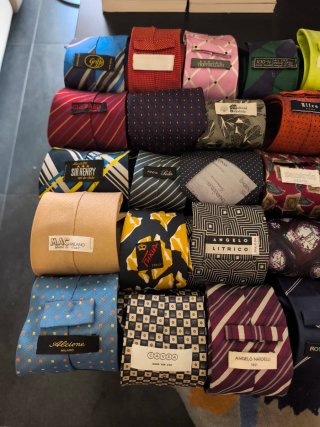Lotto C - Set 30 cravatte vintage in stock