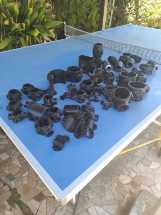 Piezas agrícolas de plástico negro