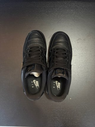Nike Air Force 1 '07 LV8 3 nere oro taglia 43