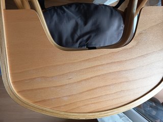 Trona de madera evolutiva