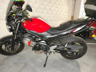 Suzuki SV650 2017 Roja y Negra