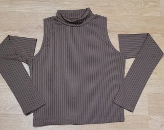 Top de cuello alto