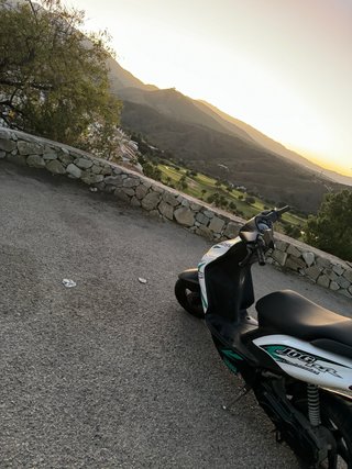 Yamaha Jog RR 49cc Scooter Automática