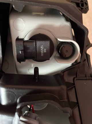 Faro delantero coche