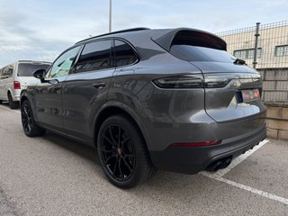 PORSCHE Cayenne EHybrid