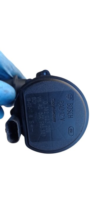 Bomba de Agua Adicional Vw Audi Seat 5G0965567
