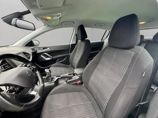 Peugeot 308 1.2 110CV
