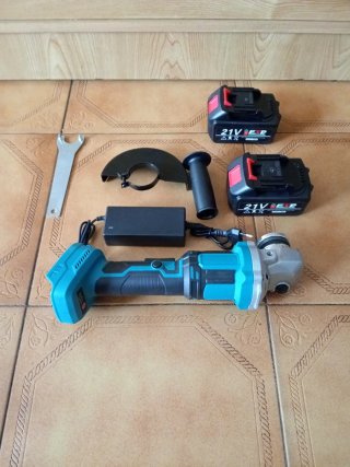 Radial Inalámbrica 21V + Accesorios