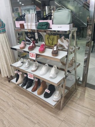 Estantería escalera expositor