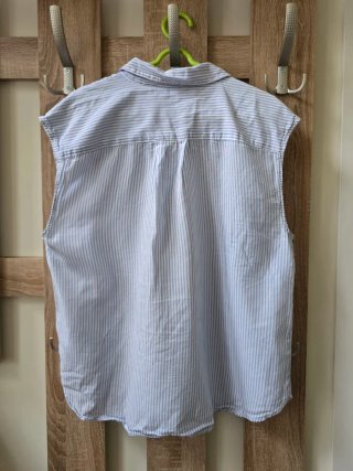 Blusa H&M de rayas azul y blanco