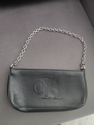 Bolso de mano Calvin Klein negro