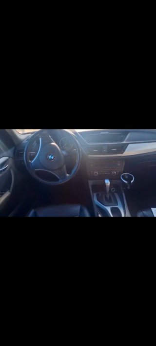 BMW X1 2011