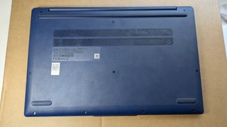 Portátil Lenovo IdeaPad Slim 3 15AMN8 Ryzen 5 7520