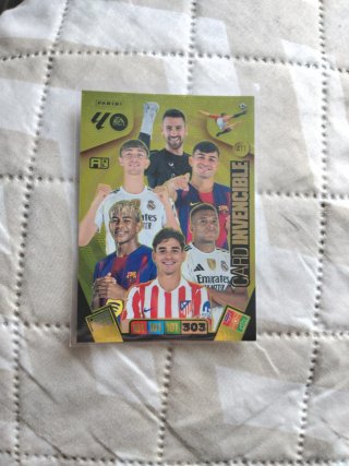 Panini Card Invencible 25/26