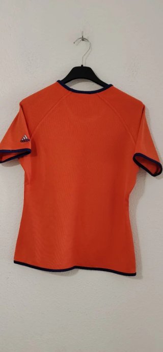 Camiseta Adidas Naranja Logo Relieve