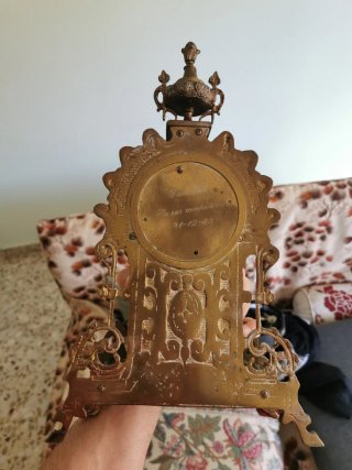 Reloj de sobremesa antiguo