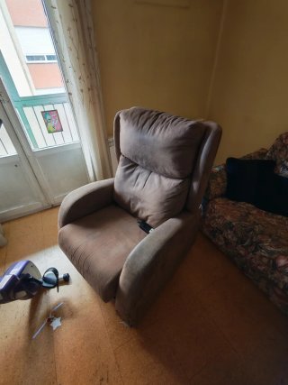 Sillón reclinable de tela