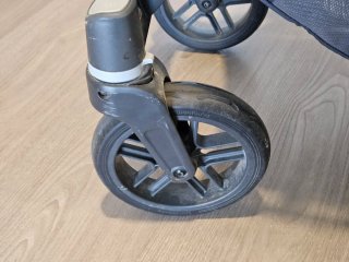 Uppababy Vista v2 con Accesorios