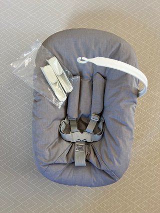 Hamaca Trona Tripp Trapp Newborn Set + Colgador