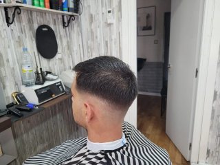 Peluquero Barbero a domicilio