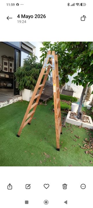 Escalera de madera