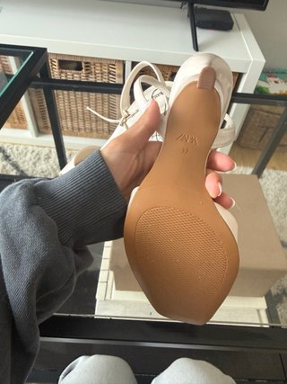 Sandalias Zara Tacón Beige Talla 37
