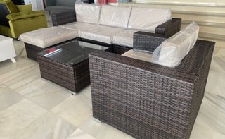 Conjunto de jardín marrón y beige NUEVO!
