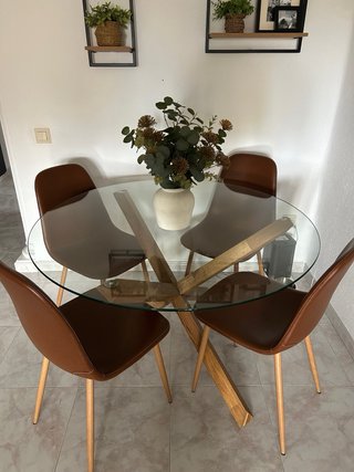 Mesa redonda comedor cristal y madera + 4 sillas
