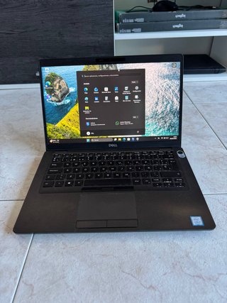 Ordenador portátil DELL I5 9 GENERACIÓN