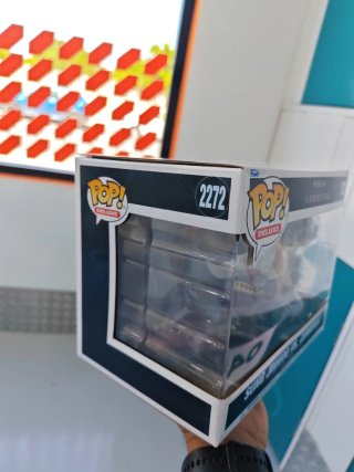 Funko Pop! Solo Leveling Sung Jinwoo vs. Cerberus