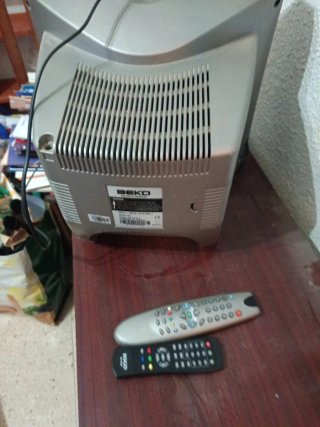 Televisor Beko 14 Gris