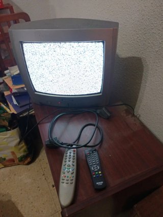 Televisor Beko 14 Gris