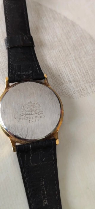 Reloj Festina Vintage 6241 Oro Cuarzo