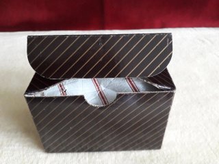Cajita para lentillas marrón y plata 925