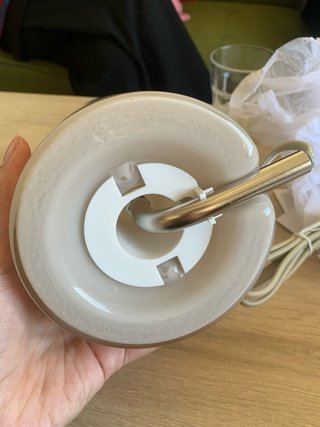 Lámpara de mesa DEJSA Ikea.