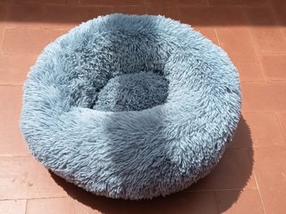 Cama para mascotas suave y cómoda