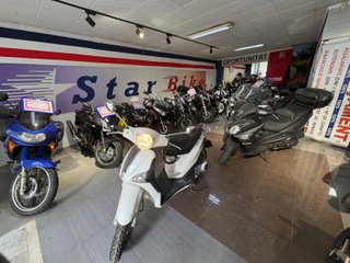 Piaggio Liberty 125 Blanca
