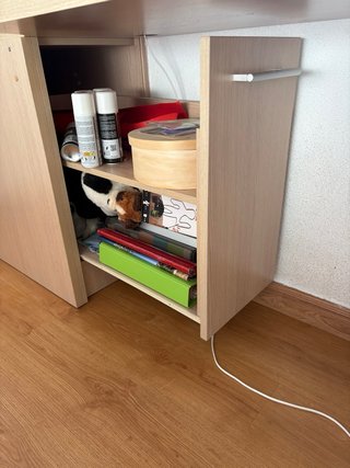 Cama juvenil con cajones, estanteria y mesa