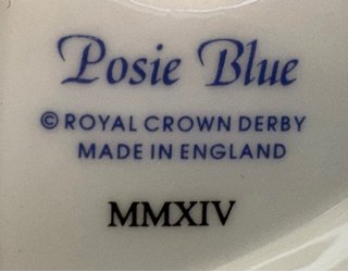 Figura Porcelana Royal Crown Derby- ‘Posie Blue’