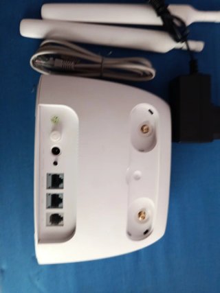 Router Tenda 4G