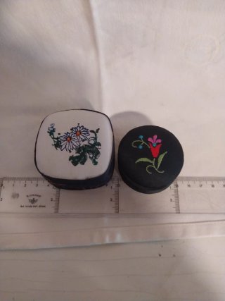 4 Cajitas Chinas Bordadas a Mano
