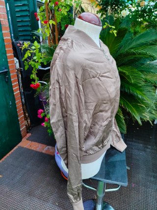 Cazadora Bomber Algo Bonito
