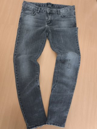 Vaqueros pitillo grises Massimo Dutti