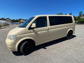 Volkswagen Transporter Caravelle T5