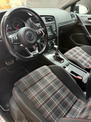 volkswagen Golf gti performance dsg  2016