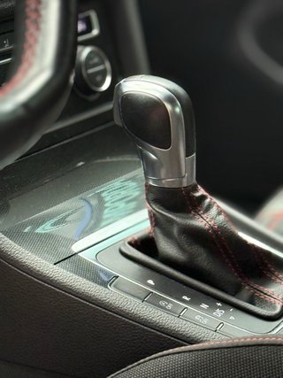 volkswagen Golf gti performance dsg  2016