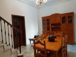 Casa adosada en alquiler en Centro - Doña Mercedes en Dos Hermanas
